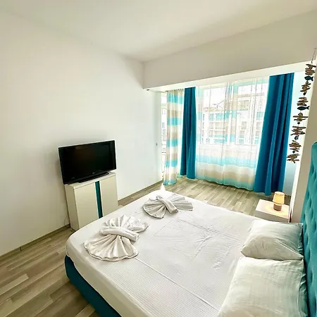 Summerland Seaview * Mamaia