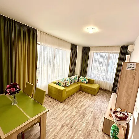 Summerland Seaview * Mamaia