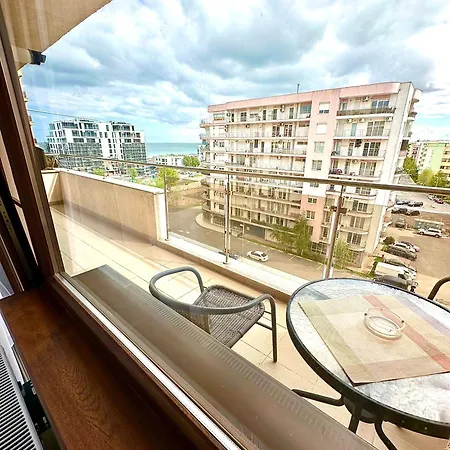 Summerland Seaview Apartman *