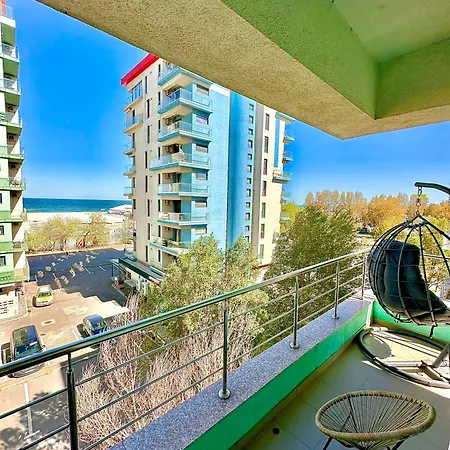 Summerland Seaview Mamaia