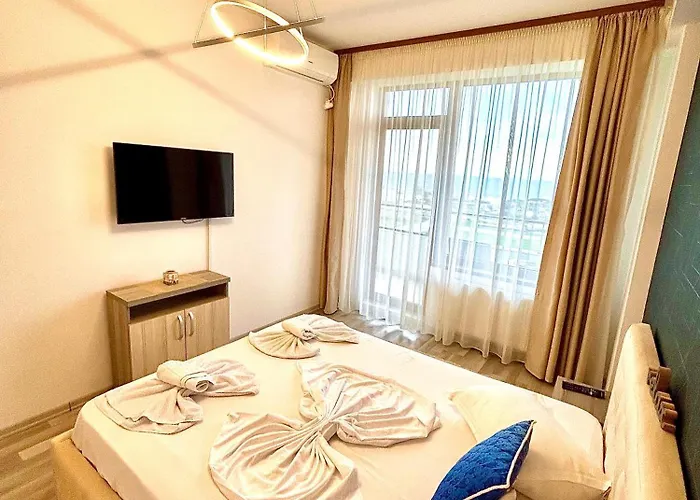 Summerland Seaview 公寓 *