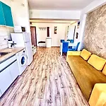Summerland Seaview Διαμέρισμα *