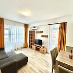 Διαμέρισμα Summerland Seaview