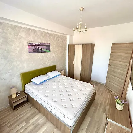 Summerland Seaview ママイア