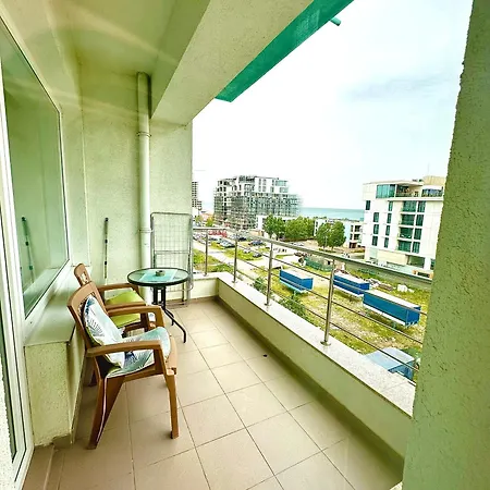 Summerland Seaview شقة