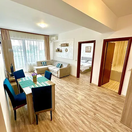 Summerland Seaview ママイア