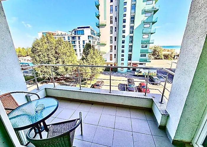 Summerland Seaview Appartamento Mamaia