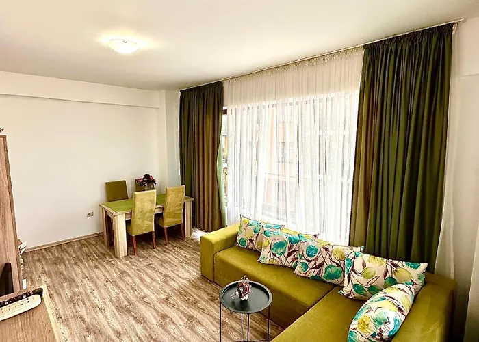 Summerland Seaview Mamaia